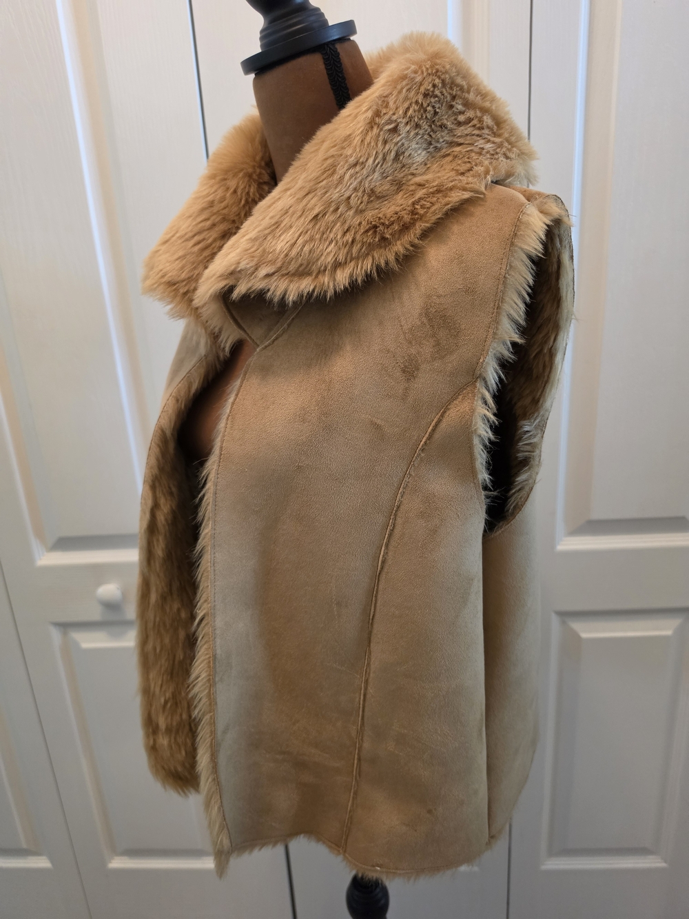 Mob Wife Boho Chic Faux Sheepskin Shearling Suede Vest Extra Large XL Camel Tan